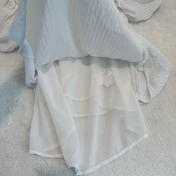 Club Monaco Malaina Off Shoulder Puffed Sleeve Top size 6 - Picture 14 of 16